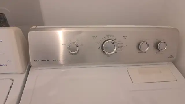 sécheuse in Washers & Dryers in Lévis - Image 4
