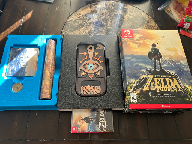 The legend of zelda breath of the wild special edition almost al in Nintendo Switch in Bathurst