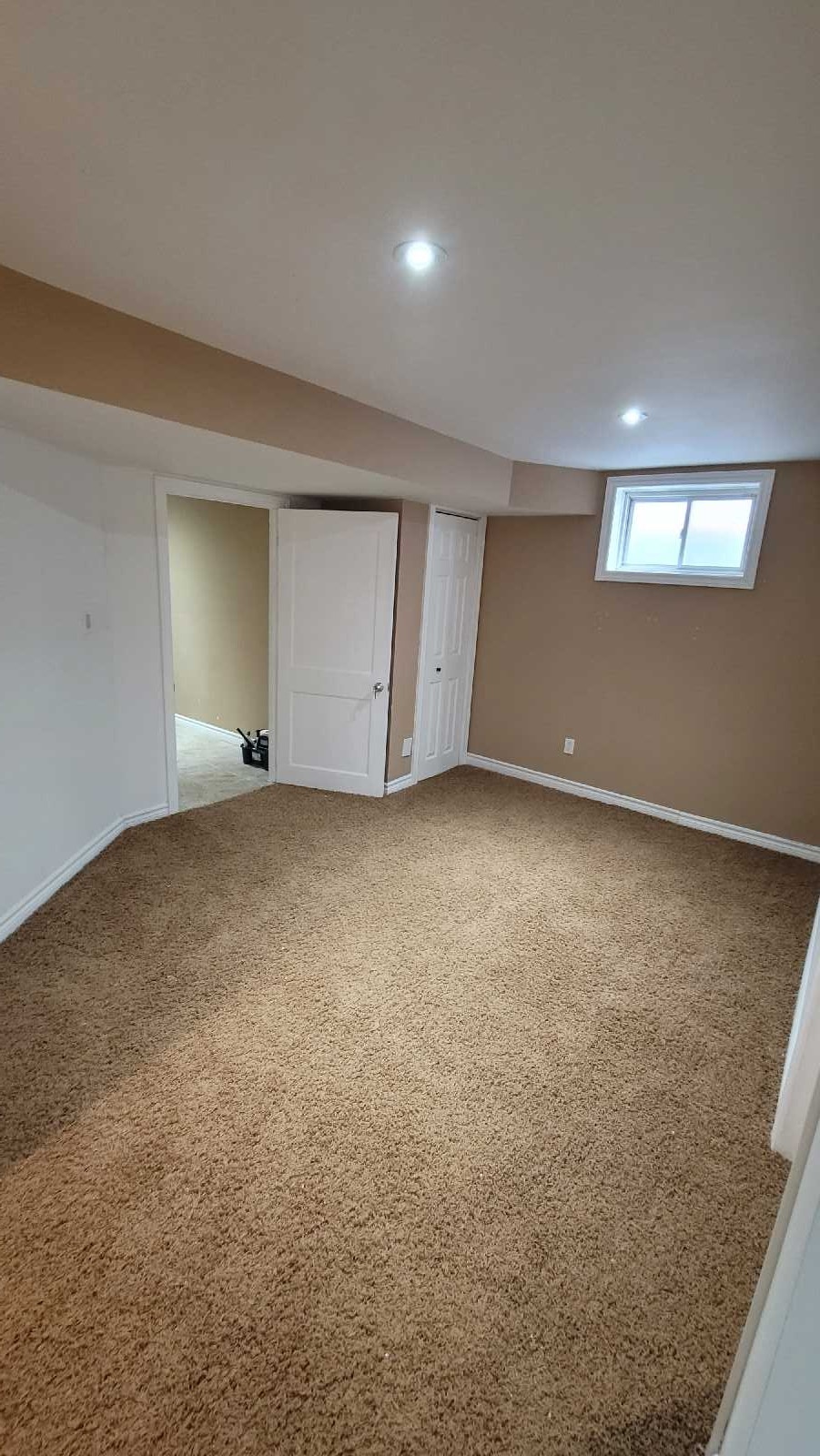 BASEMENT FOR RENT 3