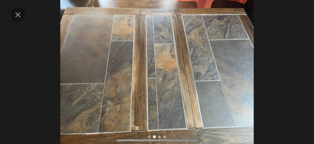 Kitchen table in Dining Tables & Sets in Moncton - Image 2