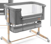 Baby bassinet bedside sleeper with storage basket