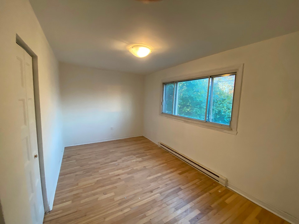 Apartament 51/2 a louer à Montréal Nord 4