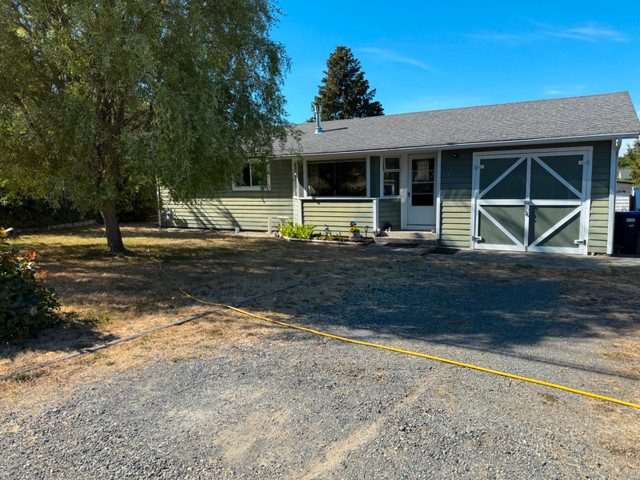 195 Moss Avenue Parksville House for Sale by owner in Houses for Sale in Parksville / Qualicum Beach