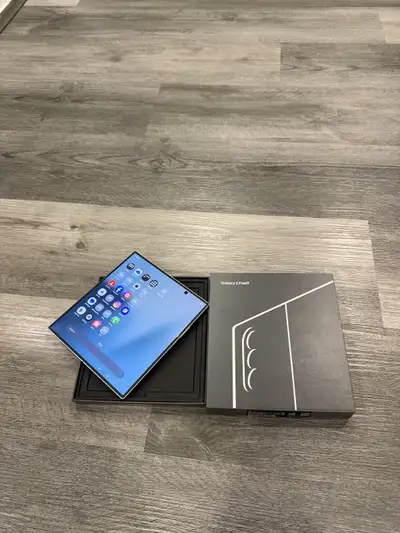 Mint Samsung Galaxy Z Fold 7 512GB - Case & Tempered Glass, View more