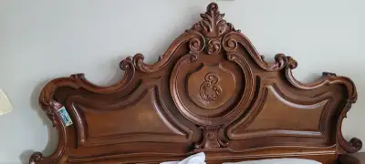Luxury Louis XV / Rococo Solid Walnut 6pc Bedroom Set (Queen), View more