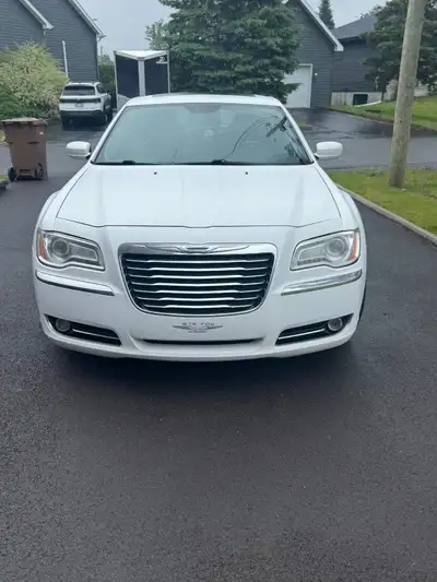 Moteur : 3,6 L. 290 HP Transmission : Automatique, 8 vitesses Traction : Propulsion arrière Options...