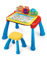 Vtech table with chalk board
