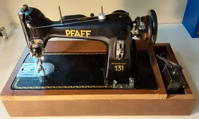 Machine à coudre PFAFF 131 Allemagne de l’ouest exc. condition, View more