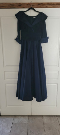 Elegant Formal Navy Dress