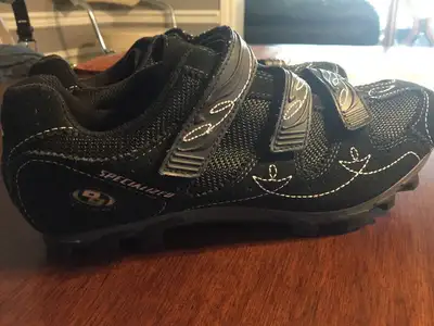 BRAND NEW WOMENS SIZE 10 SPECIALIZED 69 CYCLING SHOES SPD CLEATS, View more