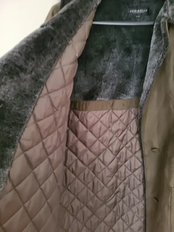 Manteau femme in Women's - Tops & Outerwear in City of Montréal - Image 3