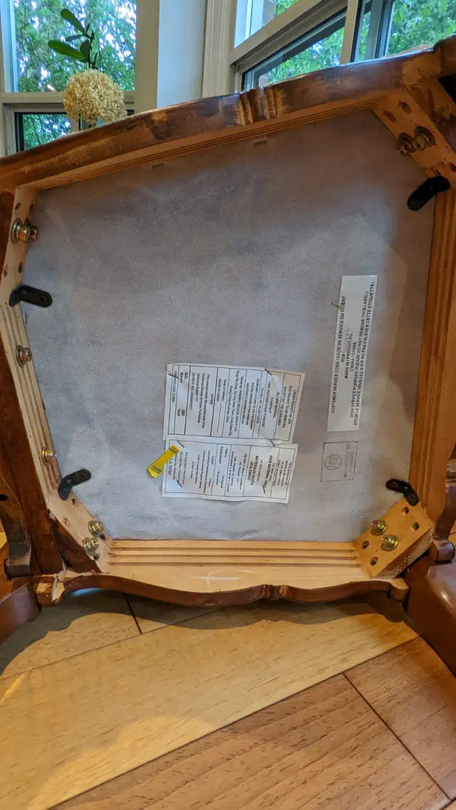 Solid Wood Dinning Table Set with Glass Top for up to 12 People in Dining Tables & Sets in Markham / York Region - Image 8