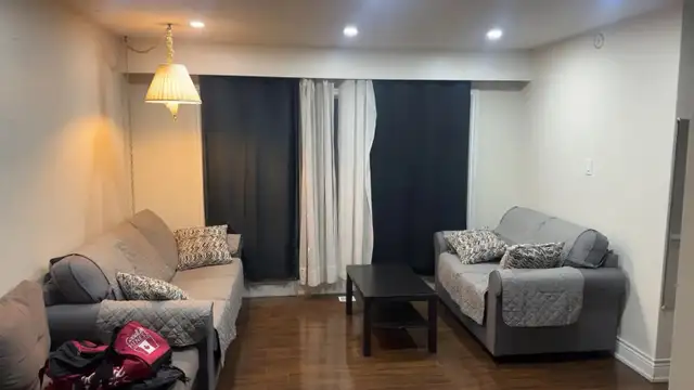 Master bedroom, fully furnished, utilities + bed included in Long Term Rentals in Mississauga / Peel Region - Image 2
