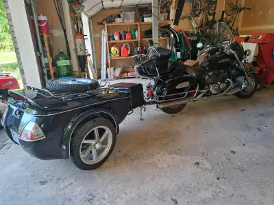 Touring Yamaha Midnight Venture, Very reliable, lots of chrome, cruise control, radio, CB, towing pa...