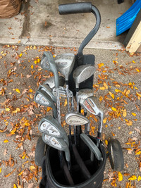 Mens right hand Golf Clubs