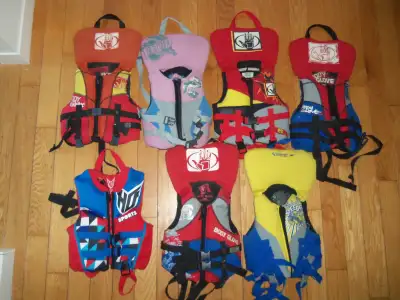 Vestes VFI flottaison bateau sauvetage 10$ chaque 30 a 60 lb, View more