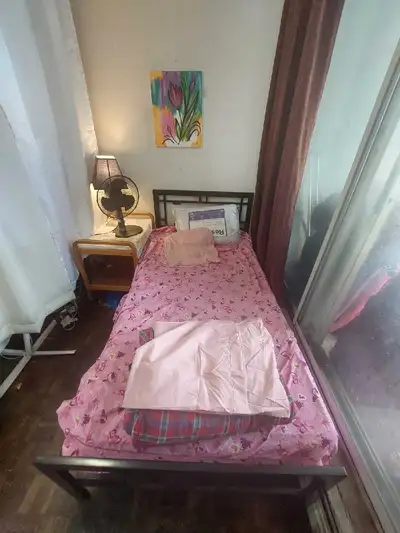 renting single bed space