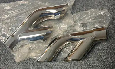 New never used ( 2 1/4” ) Add some shine to your ride with these aftermarket exhaust tips, designed...
