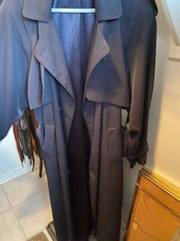BLACKBURNS OF ENGLAND BLUE TRENCH COAT - SIZE SMALL (MINT CONDIT