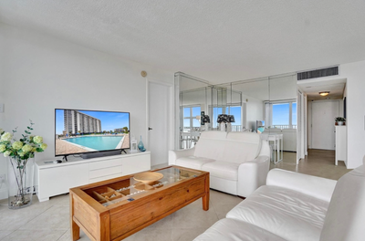 Condo à louer, View more