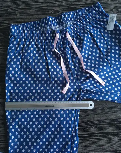Pyjamas NEUFS pour adolescente / adulte, View more