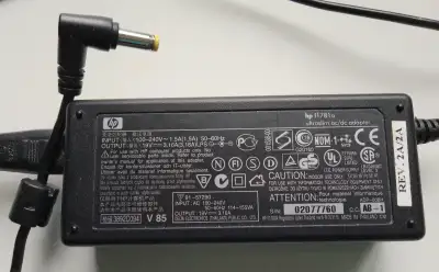 HP f1781a ultraslim ac/dc adapter REV.2A/2A