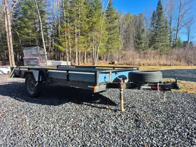 SI L’ANNONCE EST LÀ, C’EST DISPONIBLE Très belle remorque, trailer en excellente condition, idéale p...