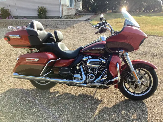 2018 Harley-Davidson Road Glide Ultra in Touring in Edmonton - Image 4