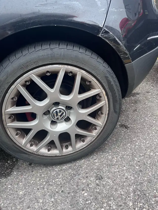VW Golf rims in Tires & Rims in Mississauga / Peel Region - Image 3