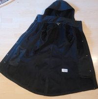 Cloudveil Black Raincoat / Jacket Medium size