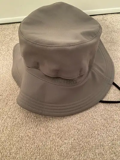 Unisex Arcteryx Cranbrook Sun Bucket Hat Gray Green Sm, View more
