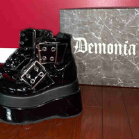 Demonia Bear-104 women’s shoes