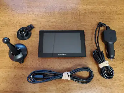 GPS Garmin Drivesmart 51 LMT-S carte gratuite à vie, carte 16gb, View more