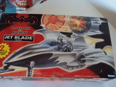 BATMAN AND ROBIN - JET BLADE VEHICLE - 1997, View more