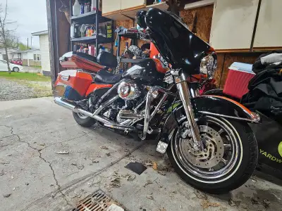 2000 FLHTC STAGE 4 1450 STROKER 102hp FLHTC FULL CHROME PEINTURE CUSTOM FLH MOTEUR STAGE 4 MONTÉ AVE...