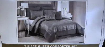 7 Piece Comforter Set,Queen/ Ensemble de couette 7 pièces Queen, View more