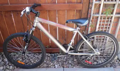 CCM Nitro FS XT ALUMINUM frame Mountain bike, View more