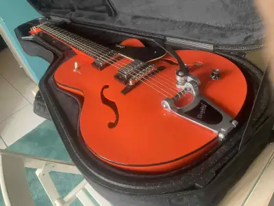 Godin 5Th Avenue Uptown Trade Échange pour Telecaster, View more