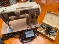 Singer Slant O Matic 401A Sewing Machine