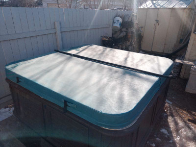 Artic spa hot tub for sale