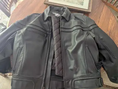 Like New . 2 layer Leather Motorcycle jacket XL.