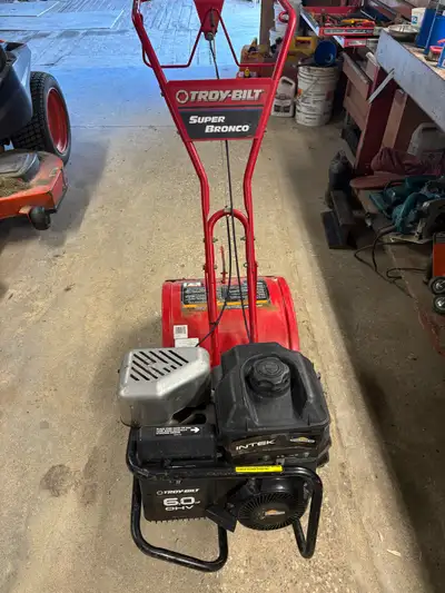 Rotoculteur Troy Built Super Bronco, View more