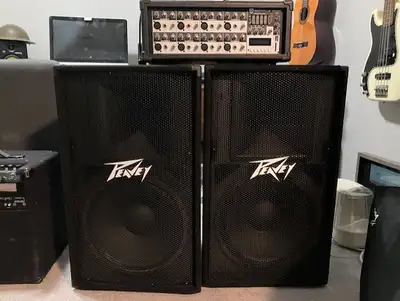 Great rehearsal P.A. for a band. Here are the Amazon links for description: Head: https://www.amazon...