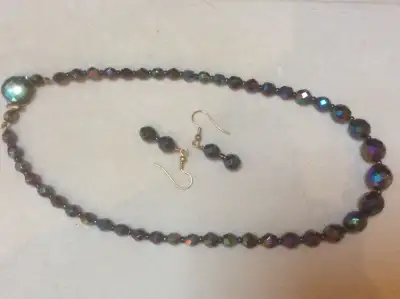 Vintage Jewellery set 18" - beautiful blue, View more