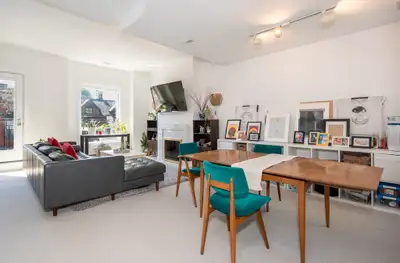 Entire House Summer Sublet 2 Bed+2 bath+2 balcony