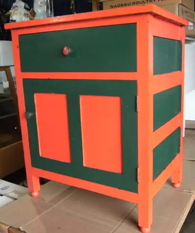 Petit cabinet antique, View more