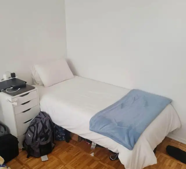 Shared Room for Muslim Male – Prime Scarborough Location | $500
