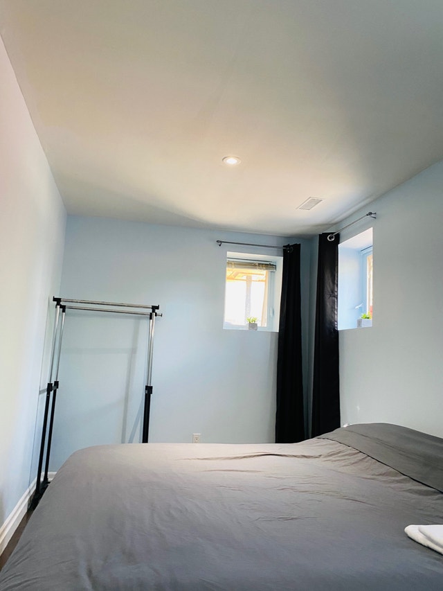 Room or Full basement apartment for Rent Room Rentals & Roommates