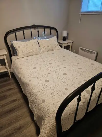 Lit Queen en métal Amisco, View more