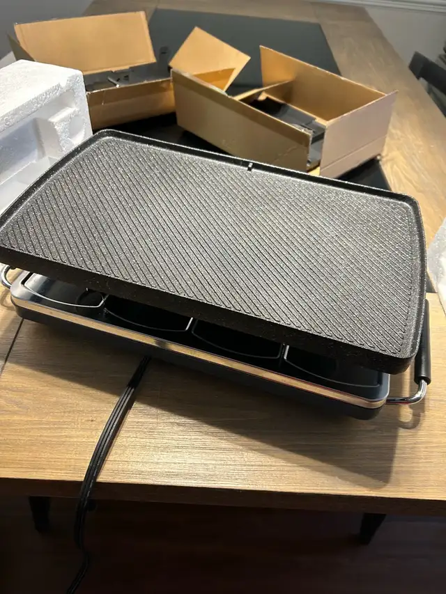 appareil à raclette in Other in Sherbrooke - Image 3